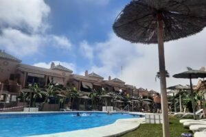 CHICLANA BEACH APARTAMENTO