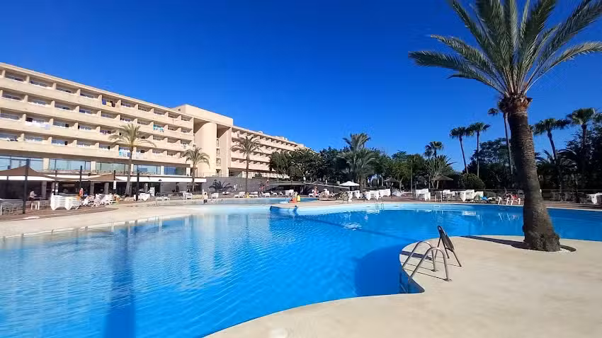 Club Cala Roman&iacute;