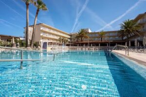 Club Hotel Aguamarina
