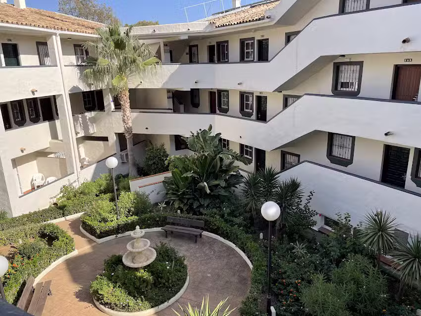 Club Marbella &ndash; Crown Resorts