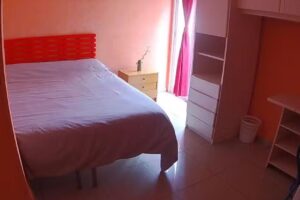 C&oacute;moda habitaci&oacute;n