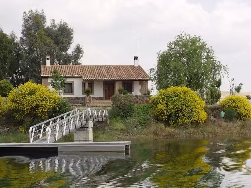 Complejo de Turismo Rural &laquo;Isla del Z&uacute;jar&raquo;