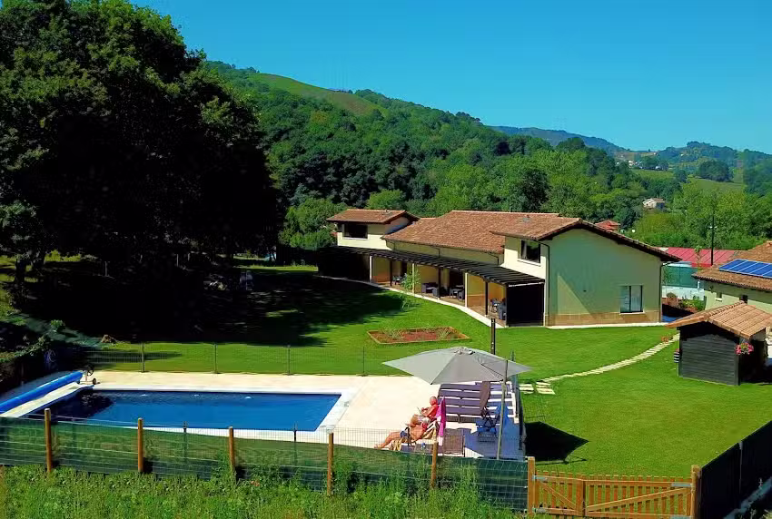 Complejo Tur&iacute;stico Les Cotolles