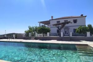 Cortijo Ca&ntilde;ado Alojamiento rural