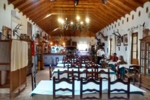 Cortijo Los Monteros, Restaurante