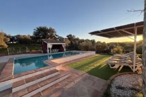 CORTIJO RURAL FLOR DE CAZALLA