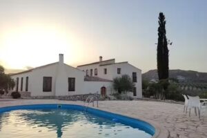 Cortijo Rural Urr&aacute; (Urra Manor House)