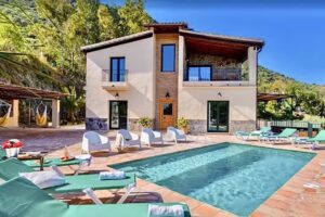 Country House Bradom&iacute;n