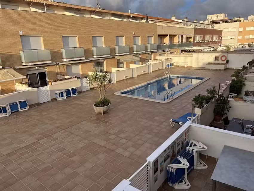 Cozy Beach House with Pool & BBQ