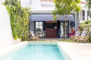 Cristine Bedfor Guest Houses Mah&oacute;n