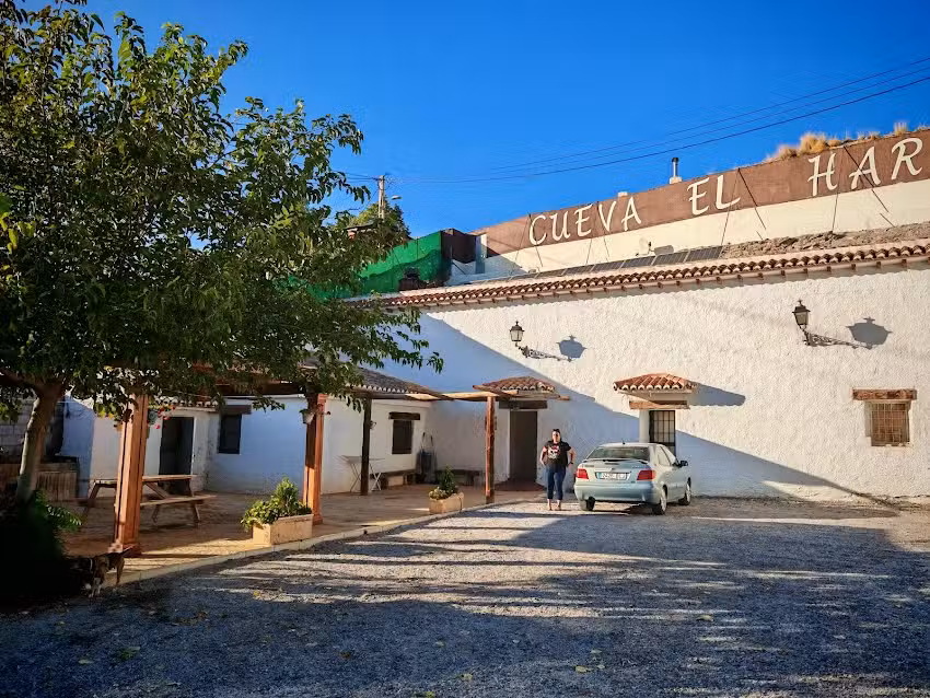 Cueva El Haro