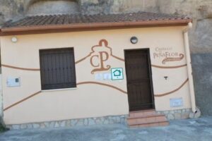 Cueva Rural Castillo de Pe&ntilde;aflor