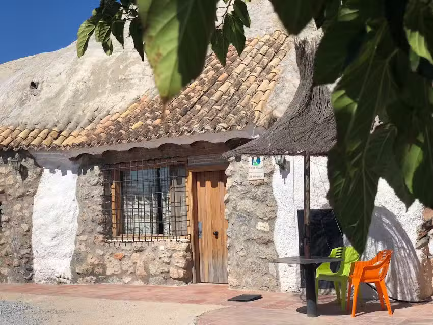 Cuevas Pinomoj&oacute;n