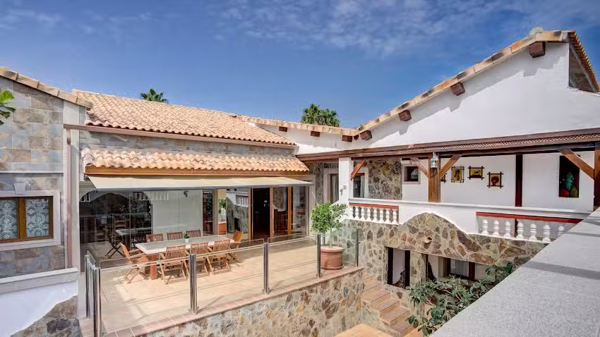 Daniel&rsquo;s Luxury House