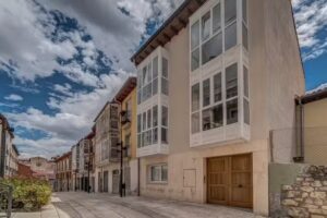 EDIFICIO DE APARTAMENTOS TUR&Iacute;STICOS &ndash; BURGOS CENTRO &ndash; HC7