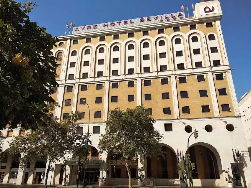 EDIFICIO P&Oacute;RTICO