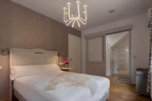 El jard&iacute; de l&rsquo;Avet