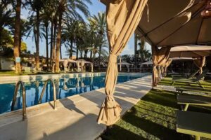 El Oasis Villa Resort