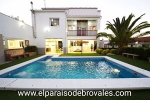 El Para&iacute;so de Brovales (Complejo Manol&iacute;n)