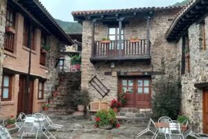 El Patio Apartamentos (Iniciativas Turísticas Lerones SL)