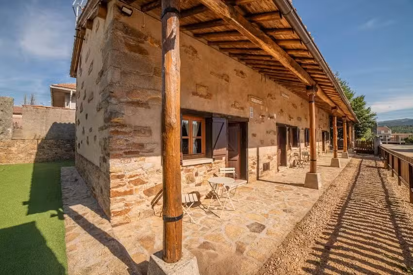 El Picoto Navasfr&iacute;as &ndash; Casa Rural