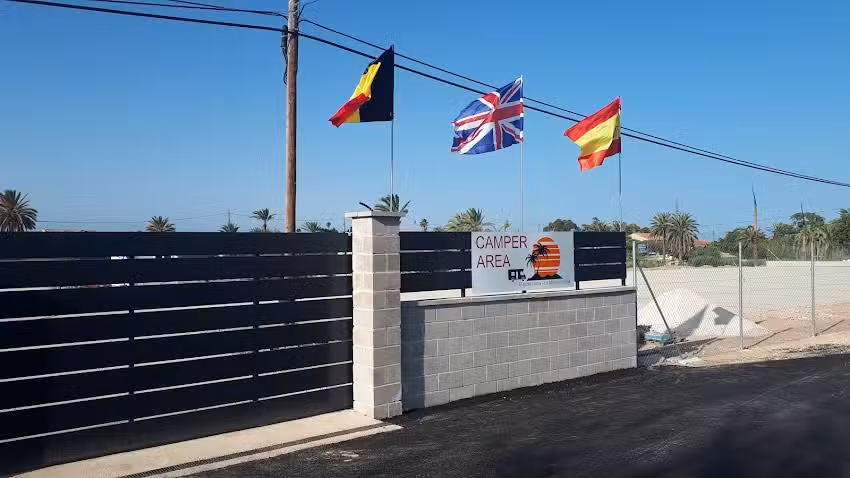 EL Pinet Playa CAMPERPARK- ALICANTE