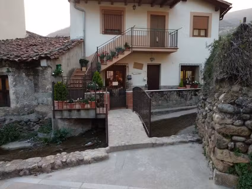 El Pont&oacute;n