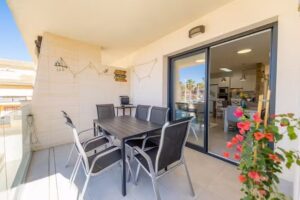 Enjoy the Little Apartment