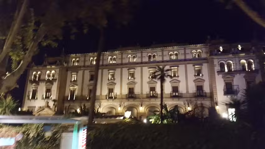 Entre Catedrales Singular Apartments