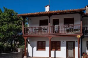 Entretinas. Natural Stays