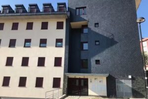 Estaci&oacute;n de esqui San Isidro雪山