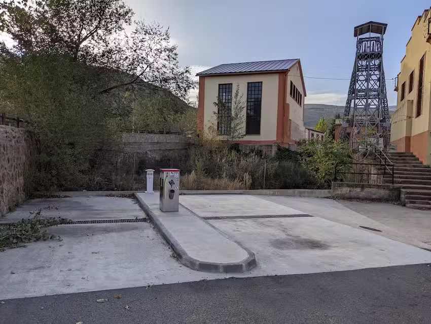 Estacionamiento de autocaravanas y caravanas