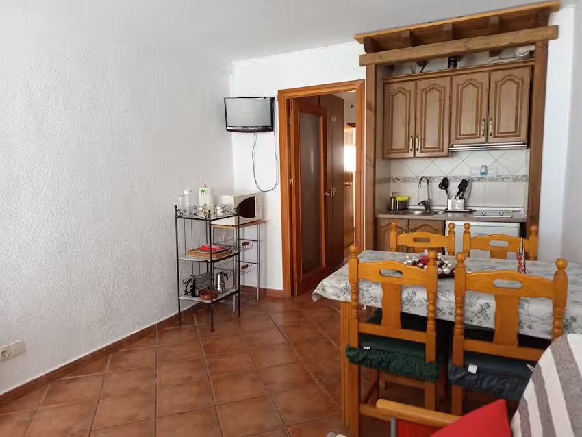 Estudio 1&ordm;E, terraza y Garaje Edif Bulgaria