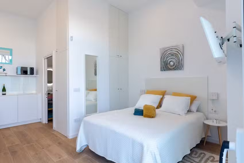 Estudio Marina Ivana Malvarrosa