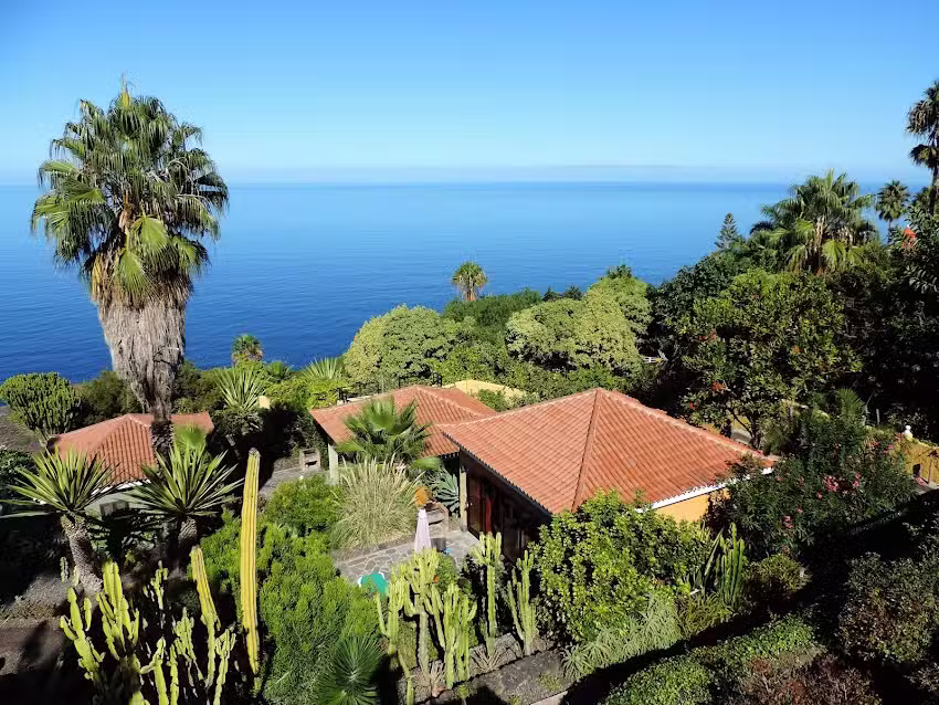 Fais&aacute;n Azul La Matanza S.L.