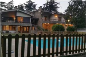 Fant&aacute;stico chalet para familias y grupos