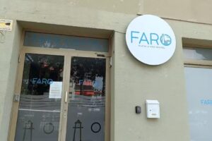 Faro SOLO para MUJERES