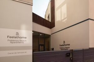 Feelathome Poblenou Beach Apartments