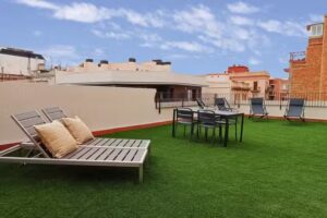 Feelathome Stadium Apartments