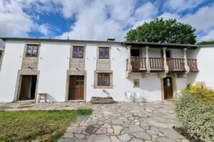 Finca Eventos La Cuevona de Guitiriz.