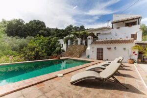 Finca Las Encinas de la Sierra Subbetica S.L. (Gourmet B&B Finca Las Encinas)