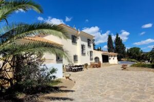 Finca Montebello – Villas on ecological finca