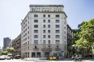 Fisa Rentals Gran V&iacute;a Apartments