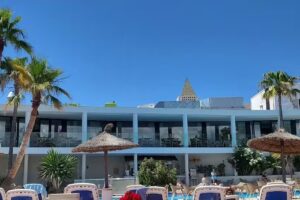 FlipFlop Cala Mandia