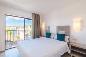 Flipflop Surfing Playa Apartments