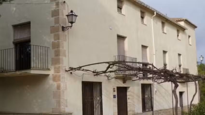 Fundaci&oacute;n Baradello de Moya. Albergue y Casa de Retiro