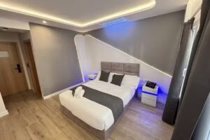 Futurotel Dreams Granada