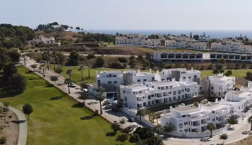 G&G Baviera Hills 53