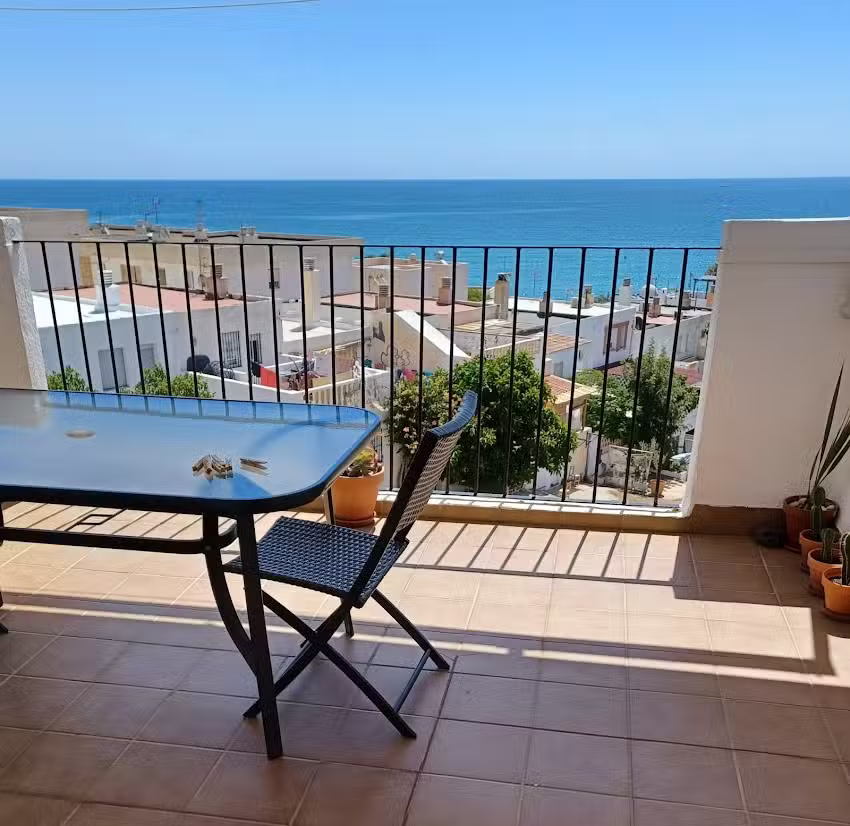 Garrucha 120 (El mar todo lo cura)