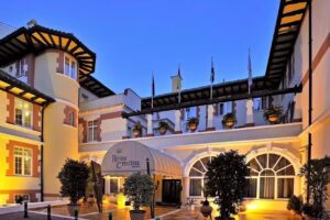 Globales Reina Cristina